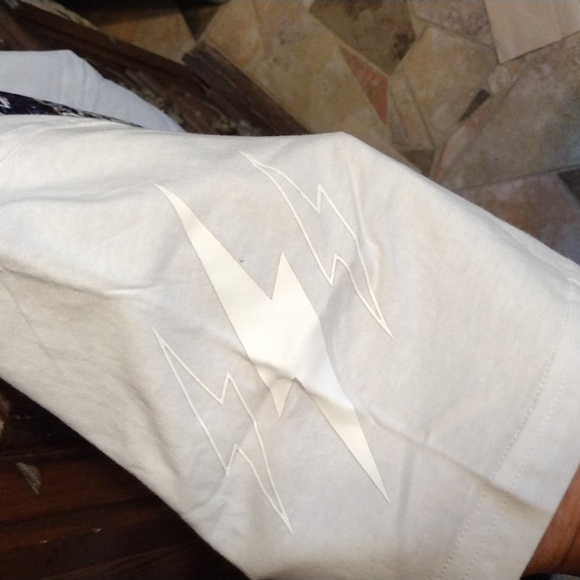 NWT DreamLand shirt size XL - Picture 7 of 9